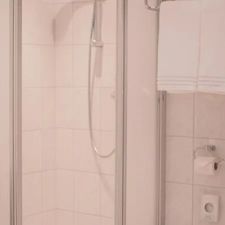 Postgut - Tradition Seit 1549 酒店 特温